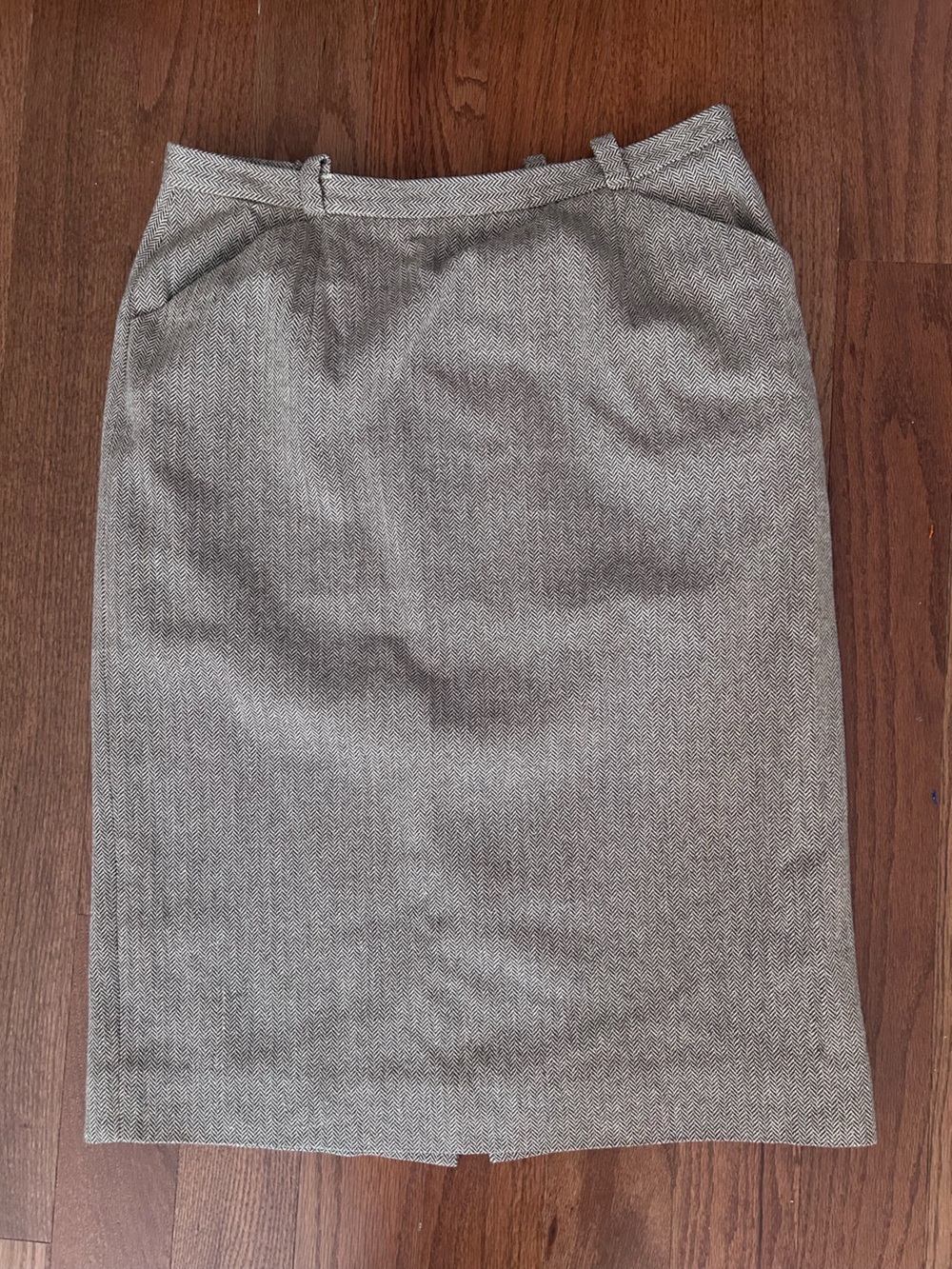 Talbots Vintage Italian Silk Cotton Blend Gray Herringbone Pencil Skirt Size 10